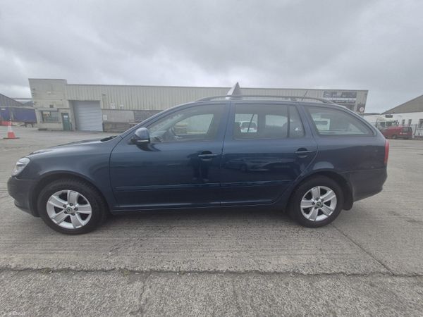 2012 Skoda Octavia  Manual 400060836