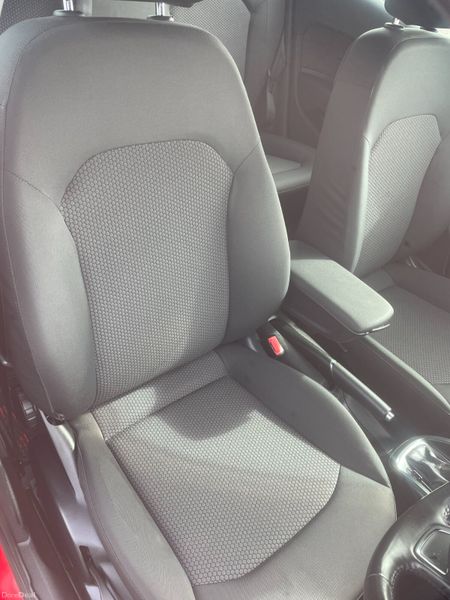 12 Audi A1 Automatic.. Only 85,000kms.. Fresh NCT 400067886