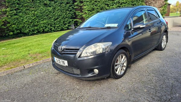 Toyota Auris 2012 400069662