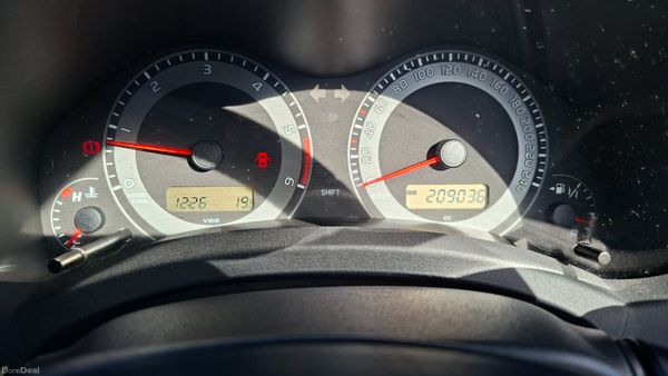 Toyota Auris 2012 400069676