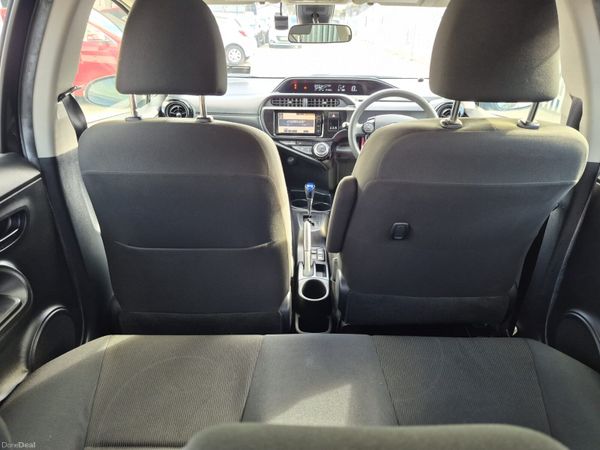 2016 Toyota Aqua 400070130