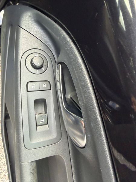 Volkswagen up! Up Automatic 400082650