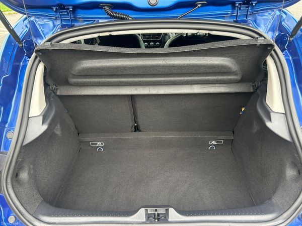 RENAULT CLIO 2019 AUTOMATIC LIMITED MODEL 400037190