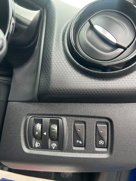 RENAULT CLIO 2019 AUTOMATIC LIMITED MODEL 400037192