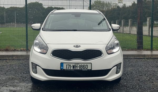 2017 Kia Carens EX, 3 of 20