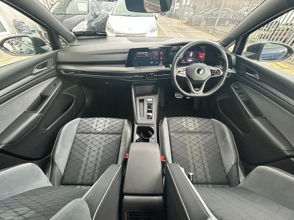 2022 Volkswagen Golf R-Line FINANCE ARRANGED 400167656