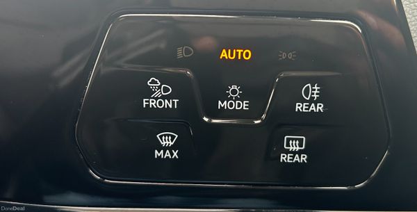 2022 Volkswagen Golf R-Line FINANCE ARRANGED 400167664