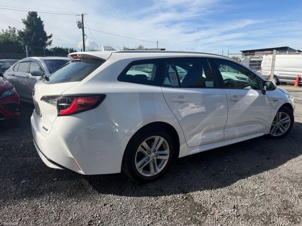 Toyota Corolla Hybrid automatic 400172850