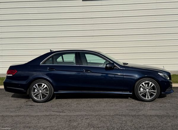 Mercedes-Benz E220d *LowKMS *Mint 400180490
