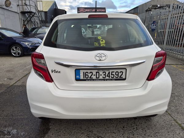 2016 Toyota Vitz 400114824
