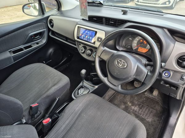 2016 Toyota Vitz 400114828