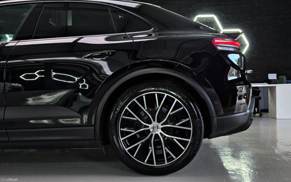 🔥2024 Porsche Macan 4 Electric 400128340