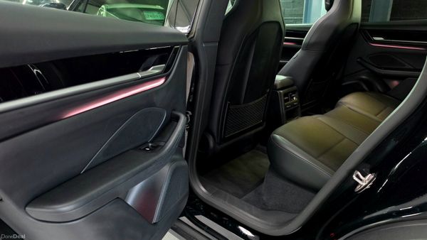 🔥2024 Porsche Macan 4 Electric 400128444