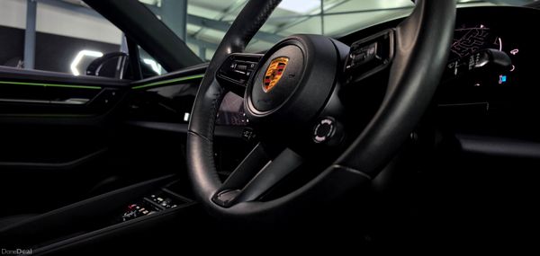 🔥2024 Porsche Macan 4 Electric 400128454