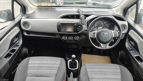 Toyota Yaris 1.0 VVT-i 5Dr Luna 400262618