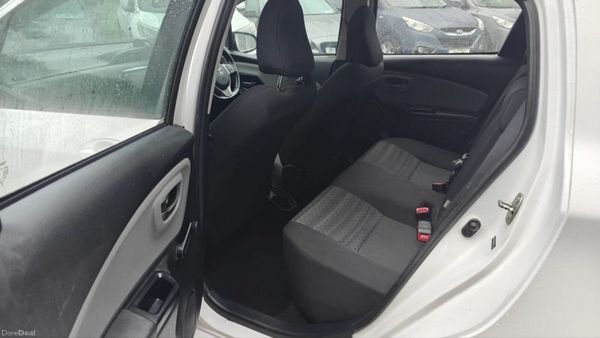 Toyota Yaris 1.0 VVT-i 5Dr Luna 400262620