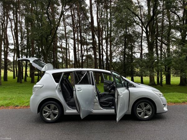 Toyota Verso 2015 Diesel 7 Seater 400264620