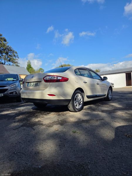 Stunning Renault Fluence New NCT 400270036