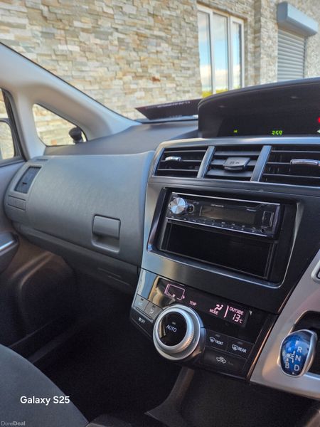 Toyota Prius 2014 / 7 SEATER 400272704