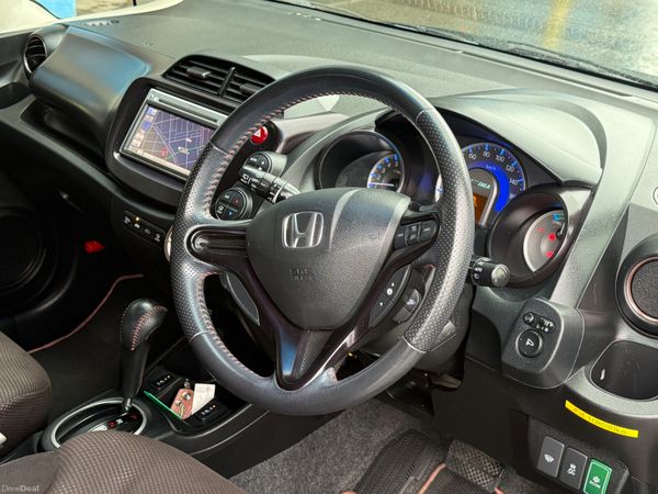 2013 Honda Fit Hybrid Automatic 400274064