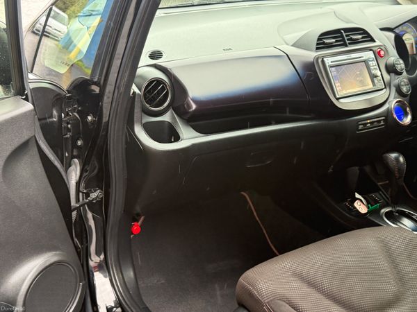 2013 Honda Fit Hybrid Automatic 400274070