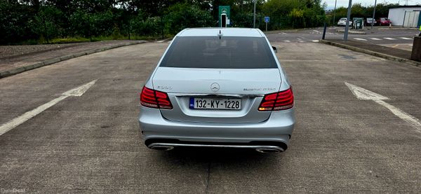 Mercedes-Benz E-Class 2013 Fully serviced 400216122