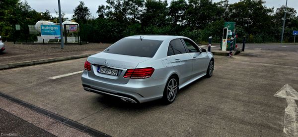 Mercedes-Benz E-Class 2013 Fully serviced 400216124