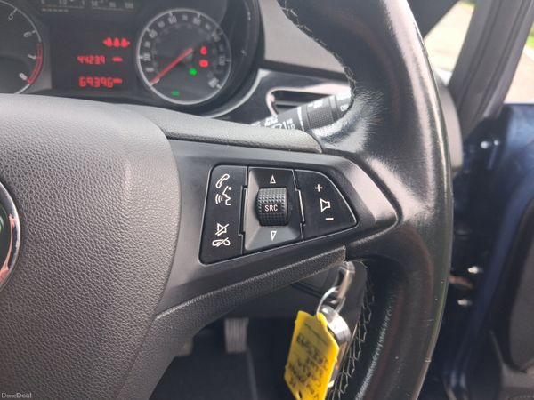152 Opel/Vauxhall Corsa Sting 1.2 petrol.. 400340776