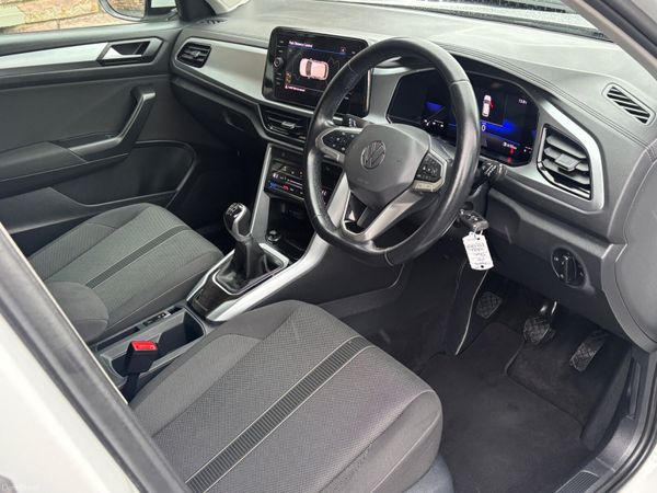 July 2022 VW T-Roc 2.0 TDI one owner only 61000kms 400349204