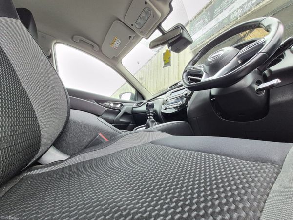 2017 Nissan Qashqai (1 owner & low milage) 400355200