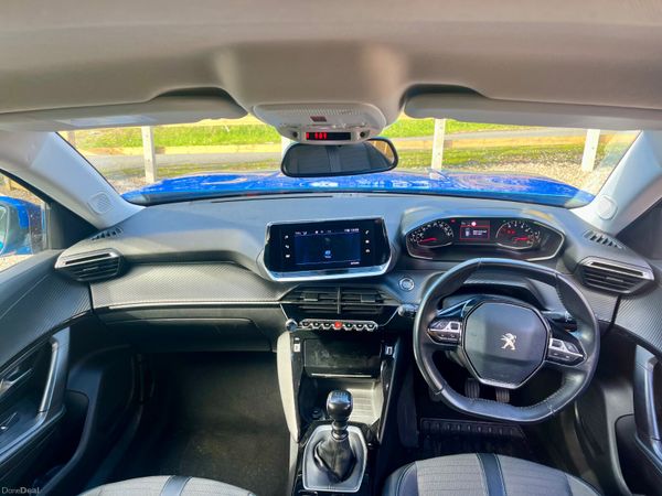 Peugeot 2008 2021 400358988