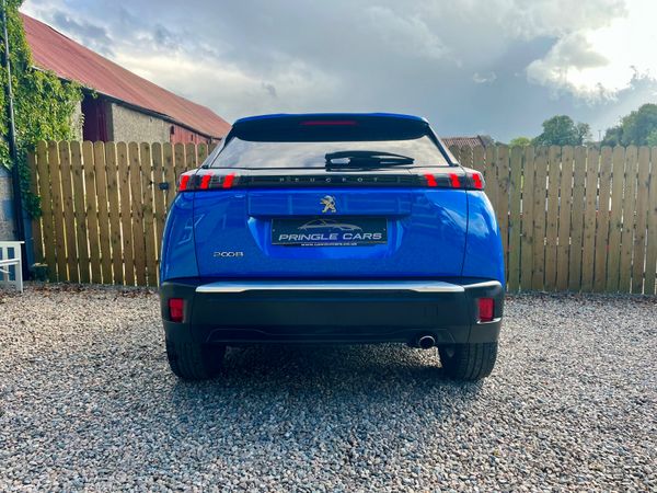 Peugeot 2008 2021 400358998