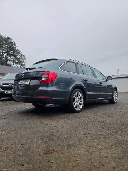 High Spec Skoda Superb Estate NCT Warranty 400359566