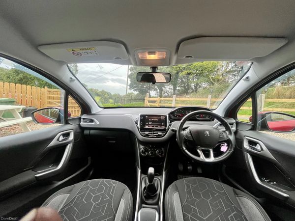 Peugeot 2008 2018 400359824
