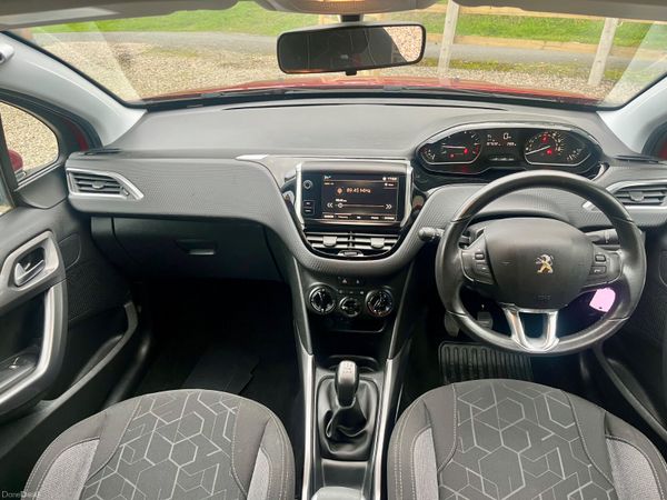 Peugeot 2008 2018 400359826
