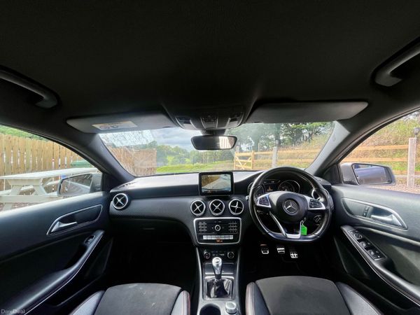 Mercedes-Benz 200 2017 400360346