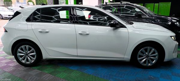 Opel Astra 2022 AA Approved 1 Year Warranty 400366638