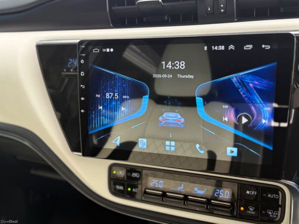 2018 Toyota Auris Hybrid Automatic/ Modellista 400304506