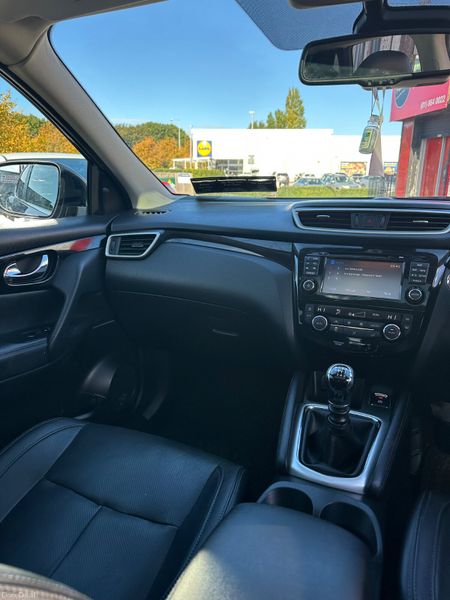 Nissan Qashqai 1.2 Petrol HIGH SPEC NCT 400331060