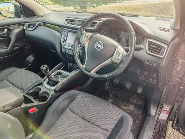 Nissan Qashqai 2016 400448234