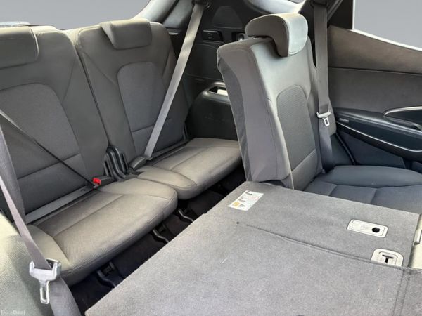 Hyundai Santa Fe *7 Seater* 400469114