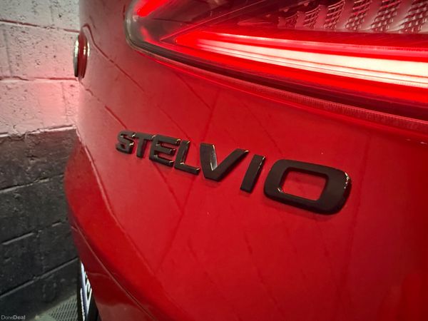 251 Alfa Romeo Stelvio Veloce 2.2D AWD 400471904
