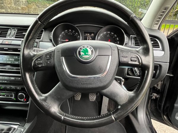 Skoda Superb 1.6 TDI 400472754