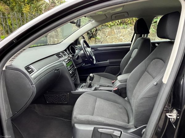 Skoda Superb 1.6 TDI 400472758