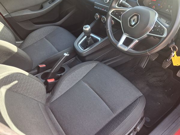 202 Renault Clio 1.0L Play Tce New Model... 400473672