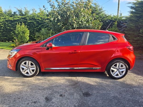 202 Renault Clio 1.0L Play Tce New Model... 400473682
