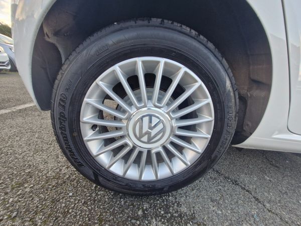 2014 Volkswagen Up! 1L Automatic Low Miles 400474066