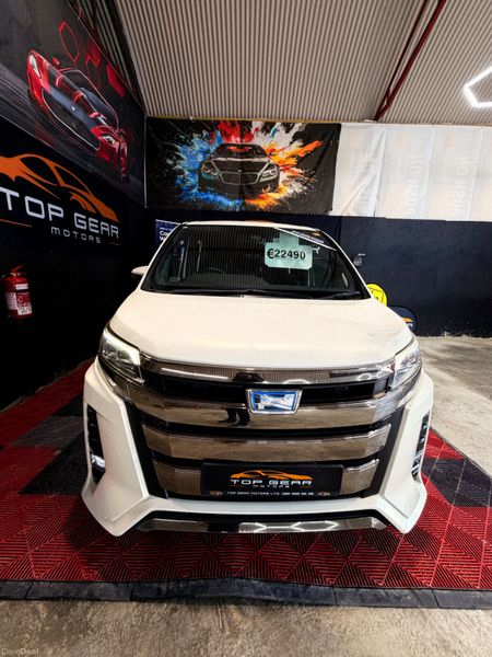2019 Toyota Noah 1.8 Petrol Hybrid 94k 400491488