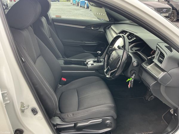 2019 NISSAN QASHQAI 1.5  PANORAMIC ROOF SPOTLESS 400400528