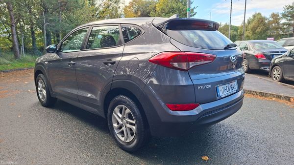 2017 Hyundai TUCSON  1.7 CRDI 400428032